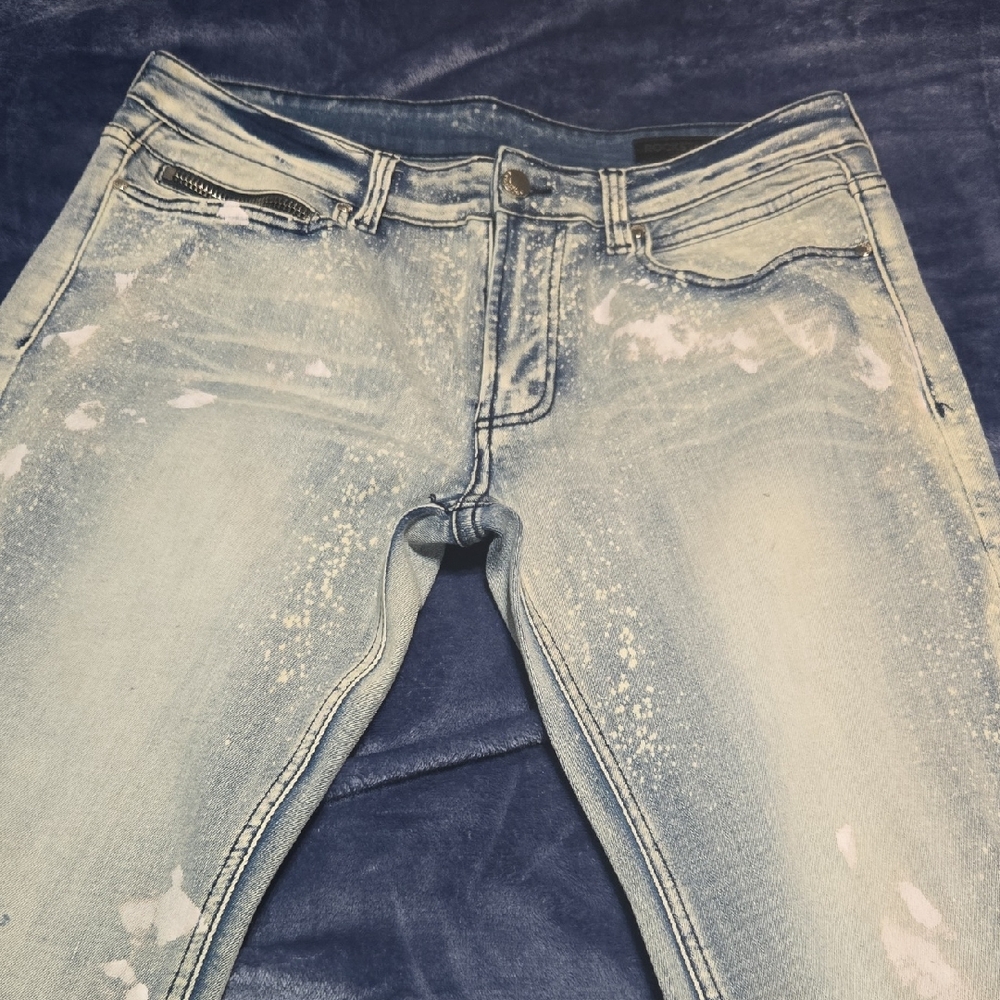 Stylish Light Blue Skinny Jeans for Men